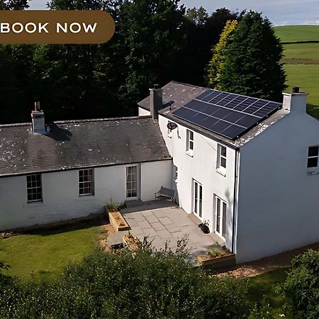 Large Country House With Garden, Outdoor Spa Area & Games Room With Hot Tub And Fire Pit Wigtown Eksteriør billede