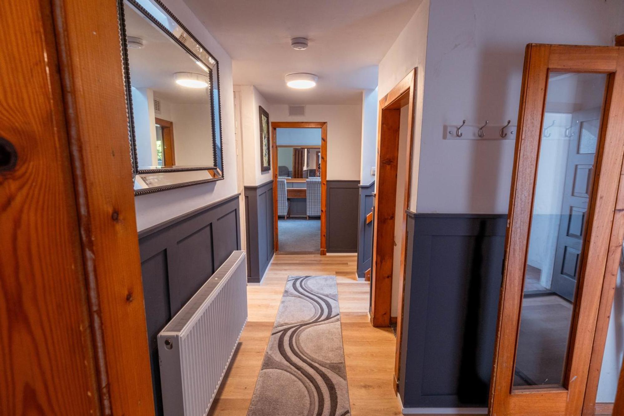 Large Country House With Garden, Outdoor Spa Area & Games Room With Hot Tub And Fire Pit Wigtown Eksteriør billede