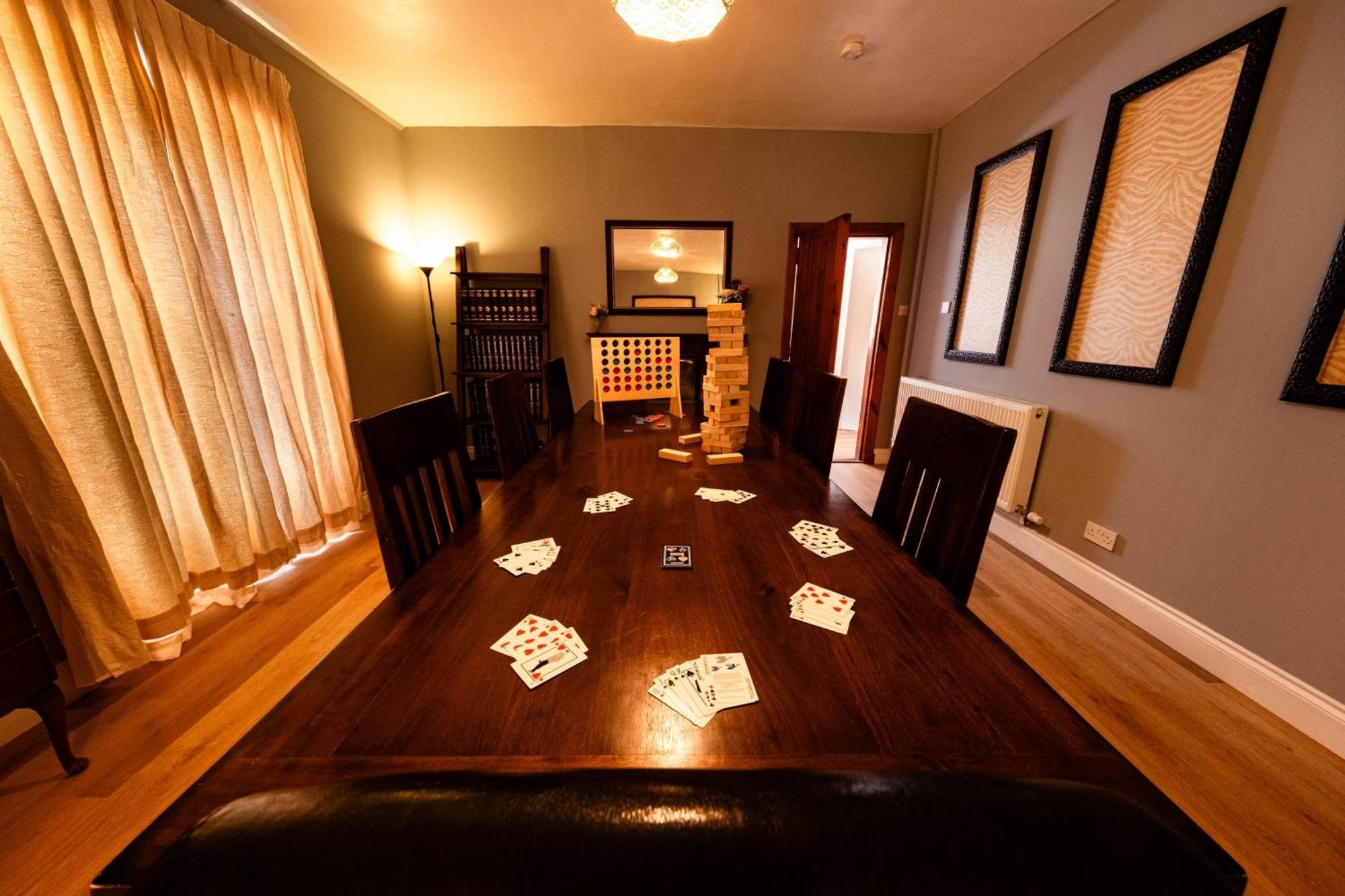 Large Country House With Garden, Outdoor Spa Area & Games Room With Hot Tub And Fire Pit Wigtown Eksteriør billede